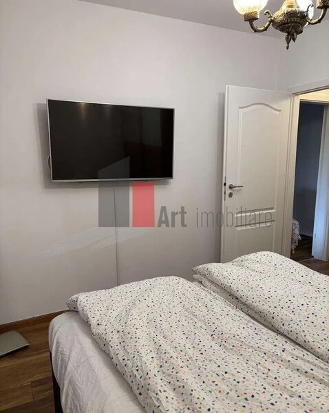 1 Mai, 0% comision, apartament 2 camere, et. 1/7.